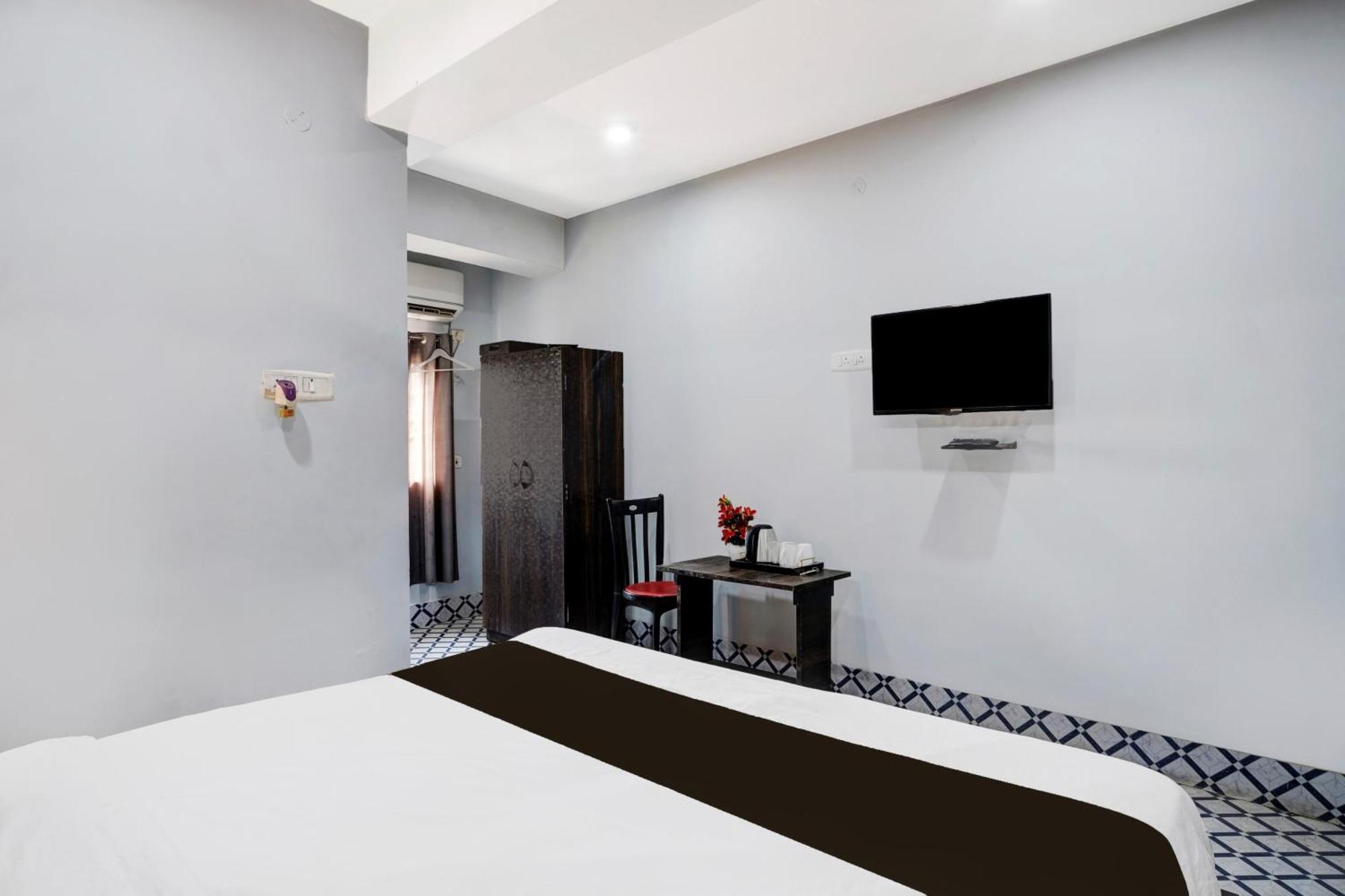 Nunmati Hotel O Noonmati Guwahati Formerly Hotel Sundari מראה חיצוני תמונה