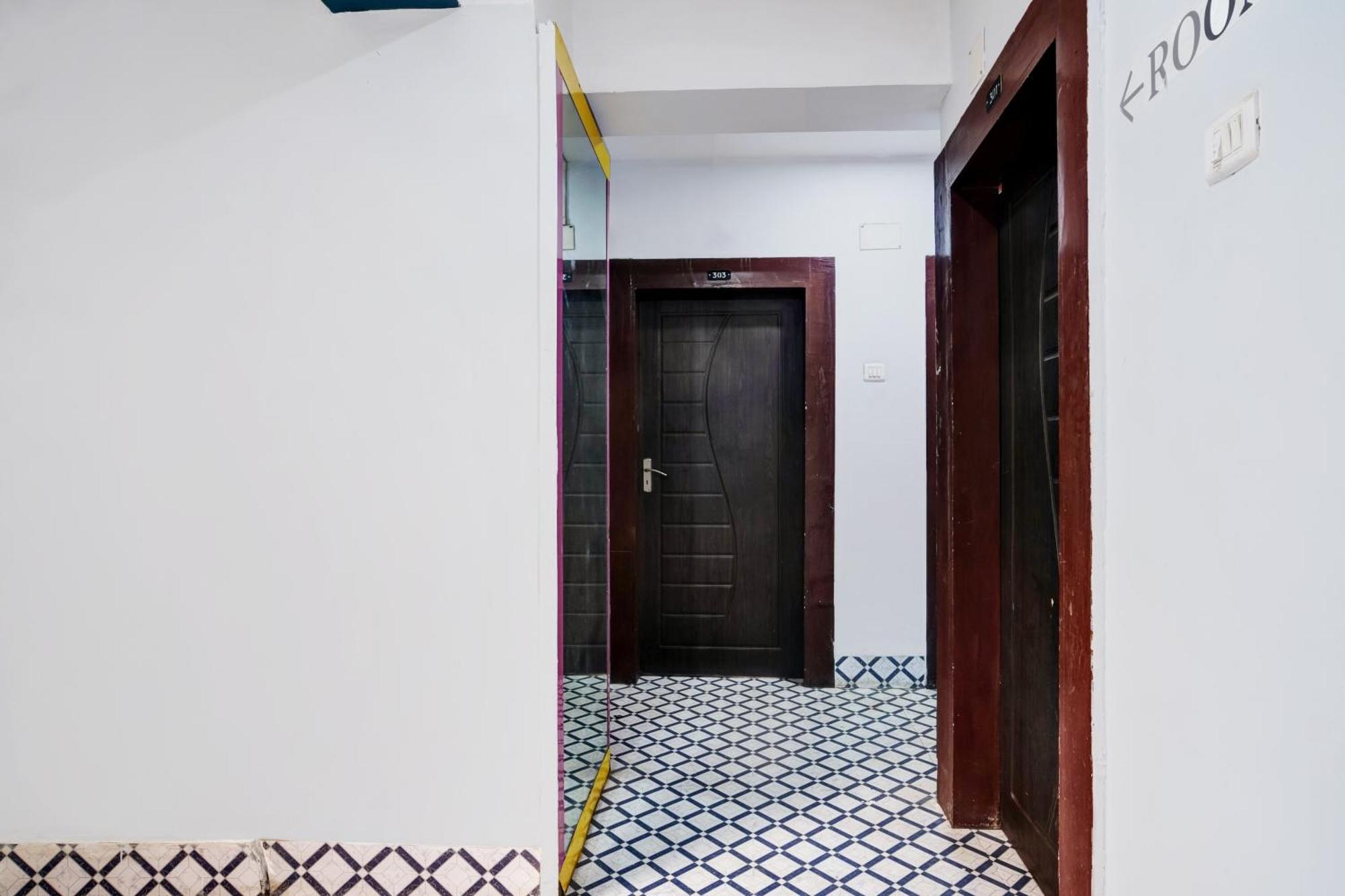 Nunmati Hotel O Noonmati Guwahati Formerly Hotel Sundari מראה חיצוני תמונה